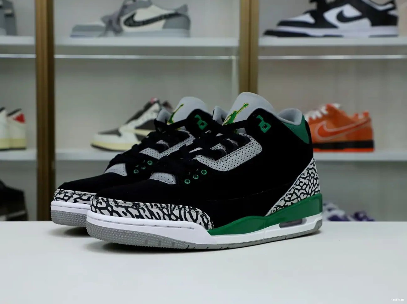 JORDAN AIR GREEN PINE 3 0426